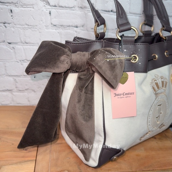 Juicy Couture Daydreamer Classic Juicy Lover Tote Bag Purse - Picture 4 of 6